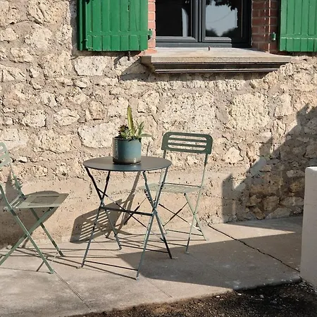 아파트 Neuf Dans Ancienne De Vendangeur Au Coeur Du Vignoble Gaillacois Cahuzac-sur-Vère